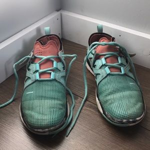 reeebok tennis shoes